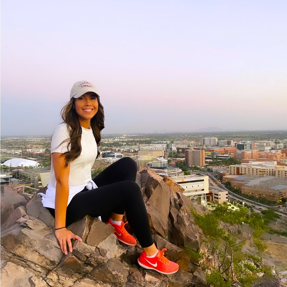 Meet your Posher, Nathalie